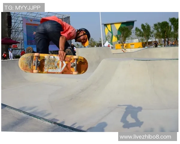 广州滑板队在极限运动会中以84分稳居积分榜首位