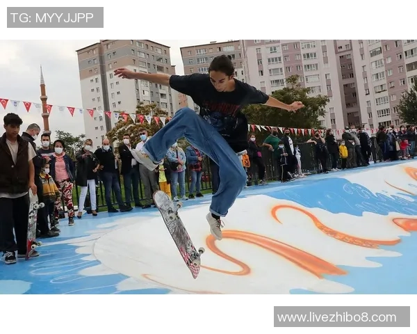 成都滑板队协作创新探索热议滑板文化新风尚